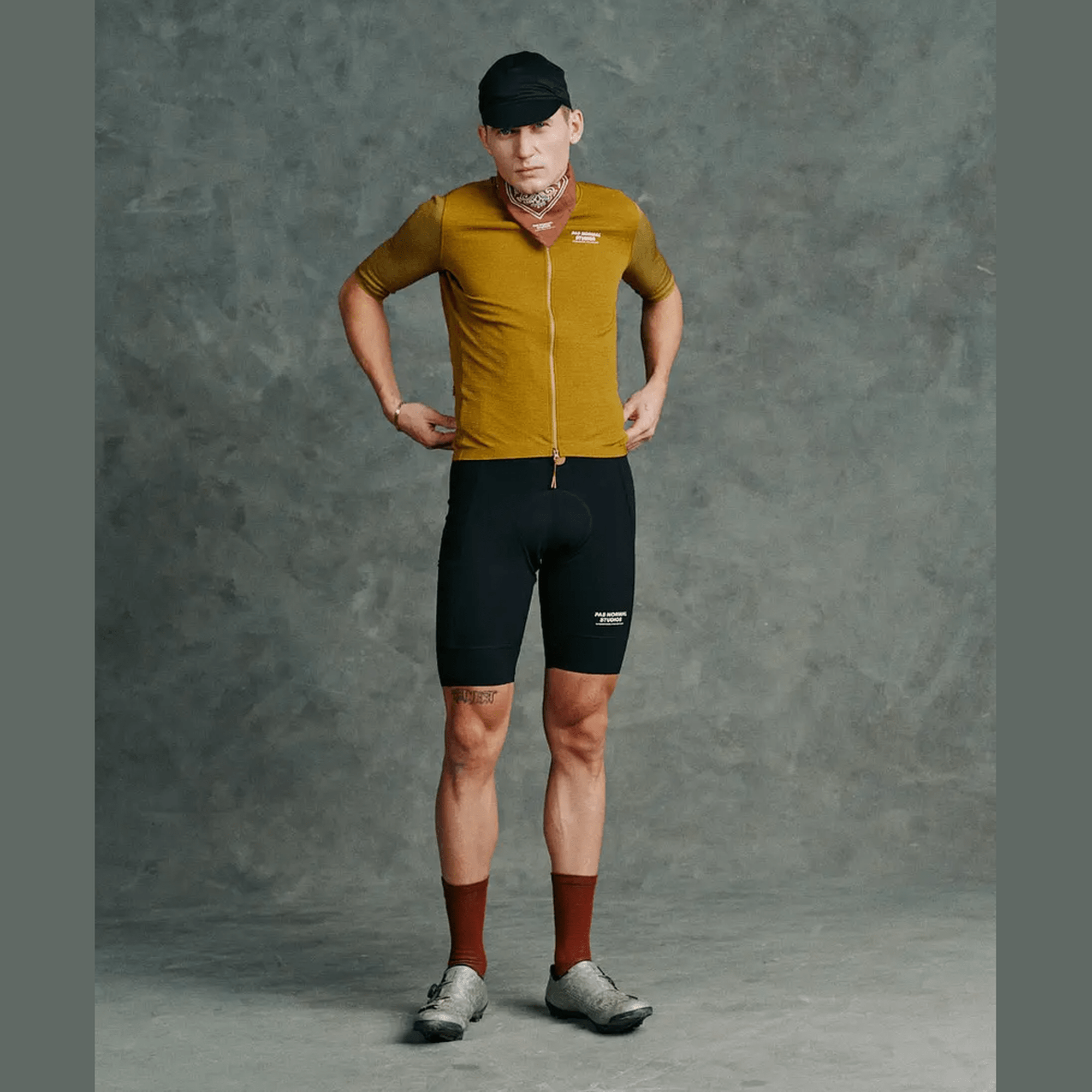 Pas Normal Studios - Escapism Bib Men - Black