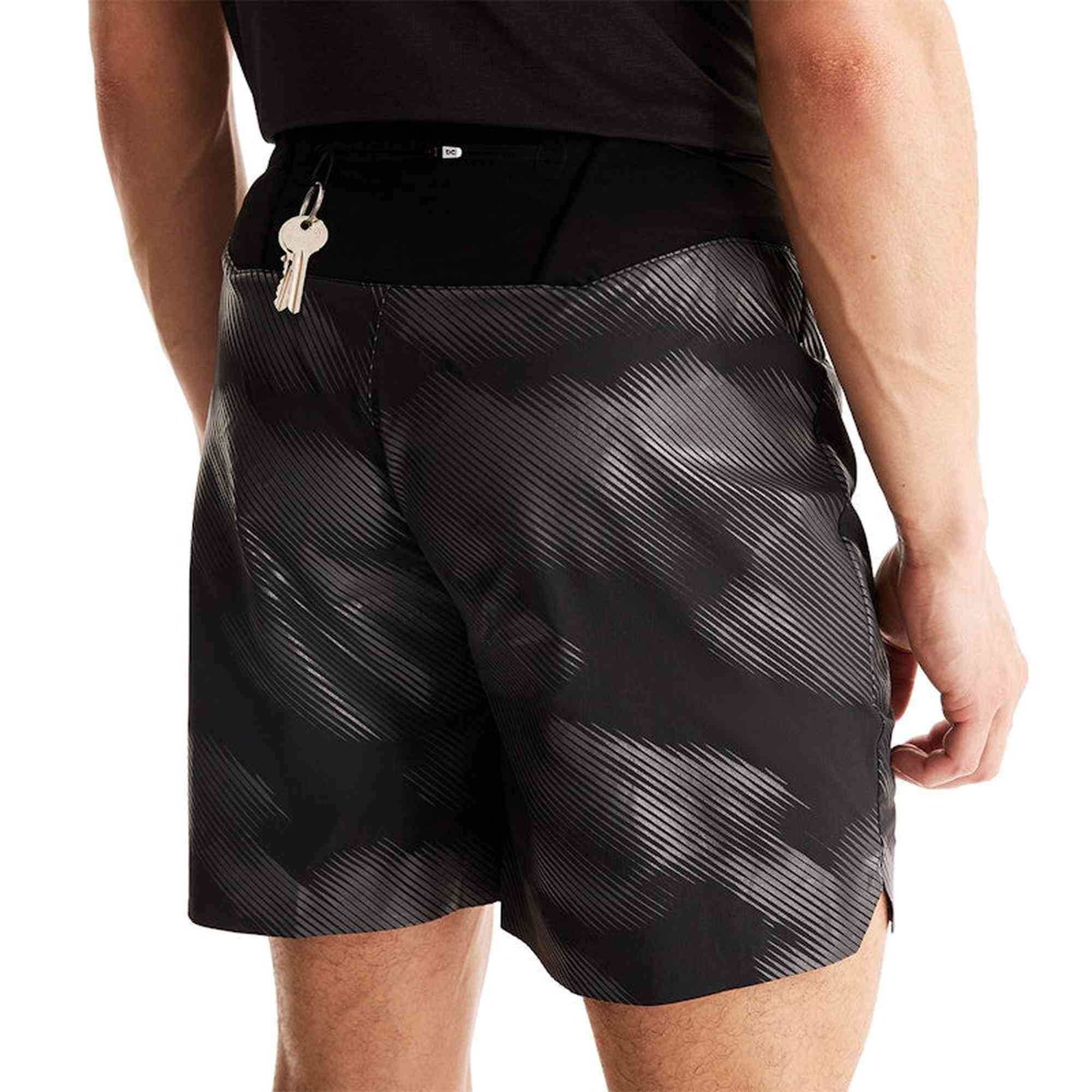 On Running - Lightweight Short Lumos Heren