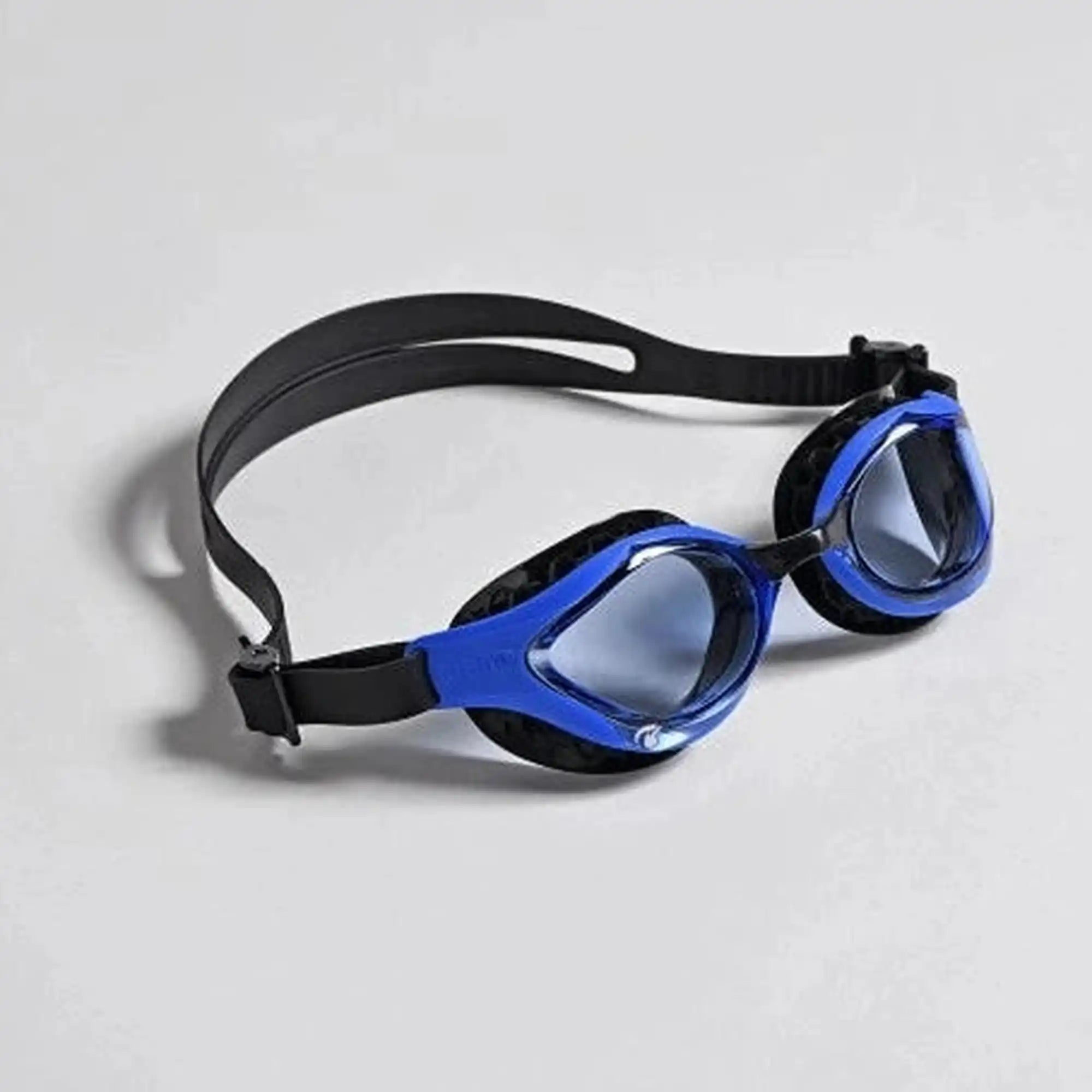 Arena - Air Bold Swipe