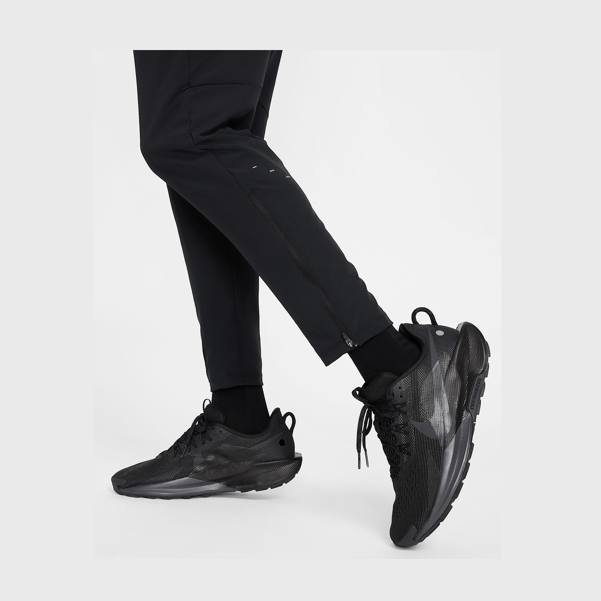 Nike - Dri-Fit Woven Running Trousers Heren