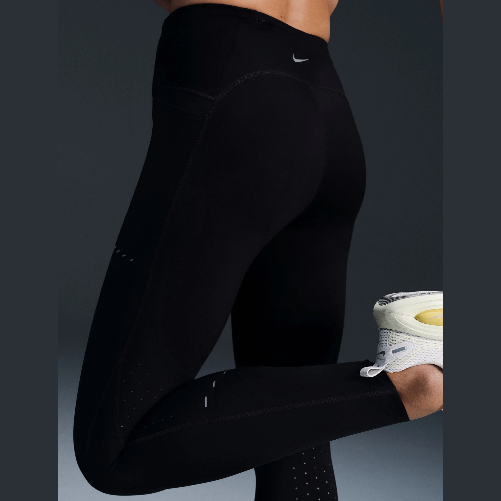 Nike - Swift Dri-Fit High-Rise Tight Dames